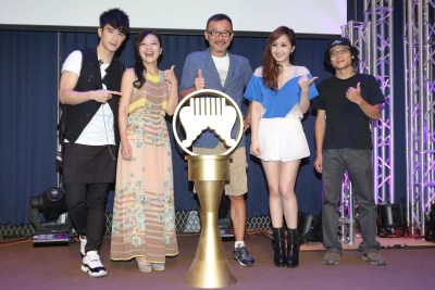 黄连煜获金曲后首唱 因大病现在过养身生活