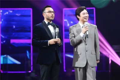 《我想和你唱》张信哲萧亚轩坐阵