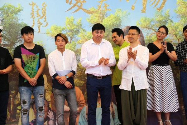 德德玛打造民族歌剧《爱在胡杨》亮相京城